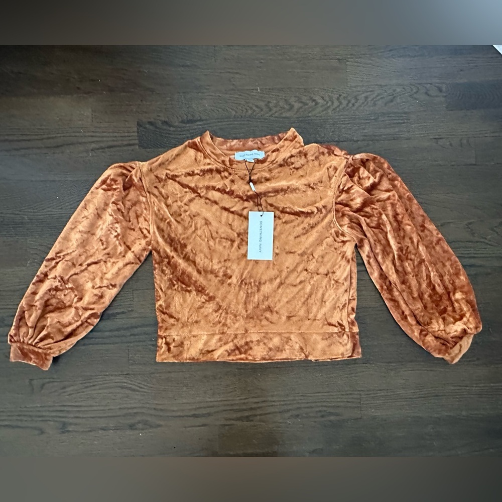 NWT Orange Velour Sweat Shirt size XS
